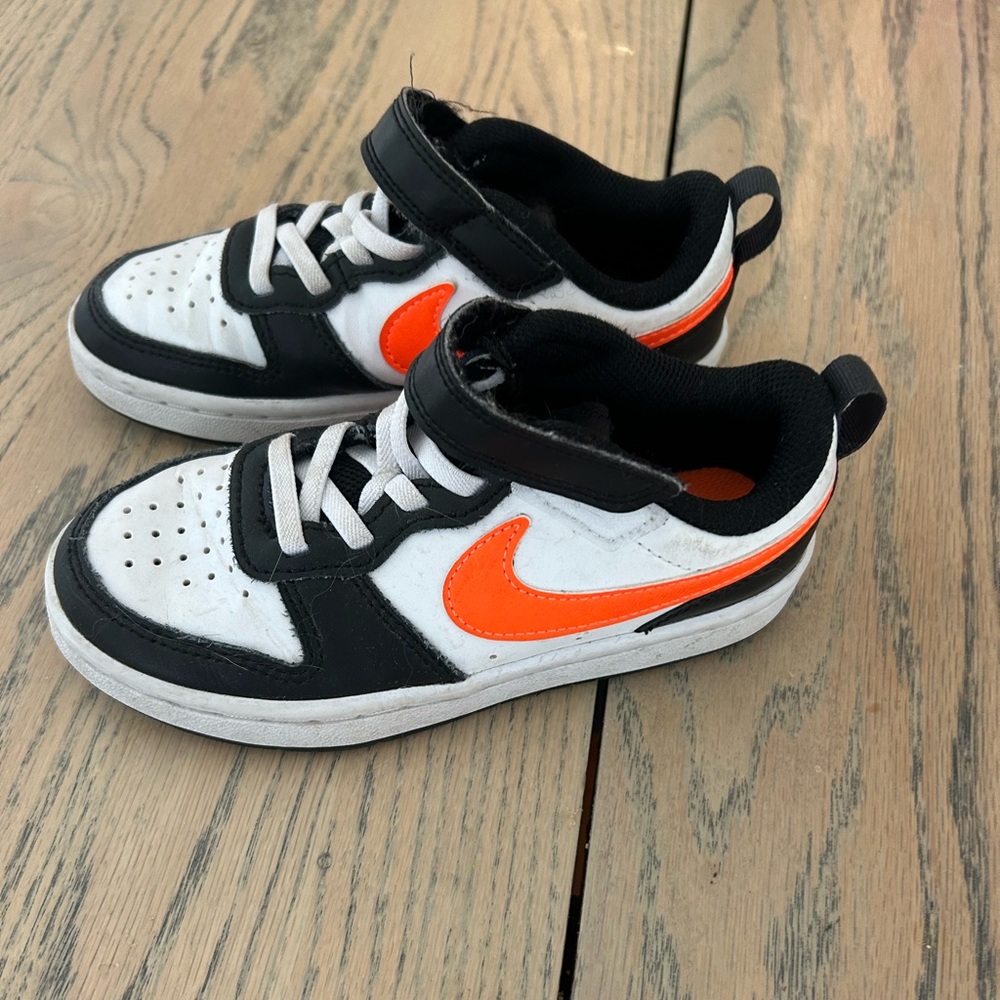Nike dunks EUC. 12c